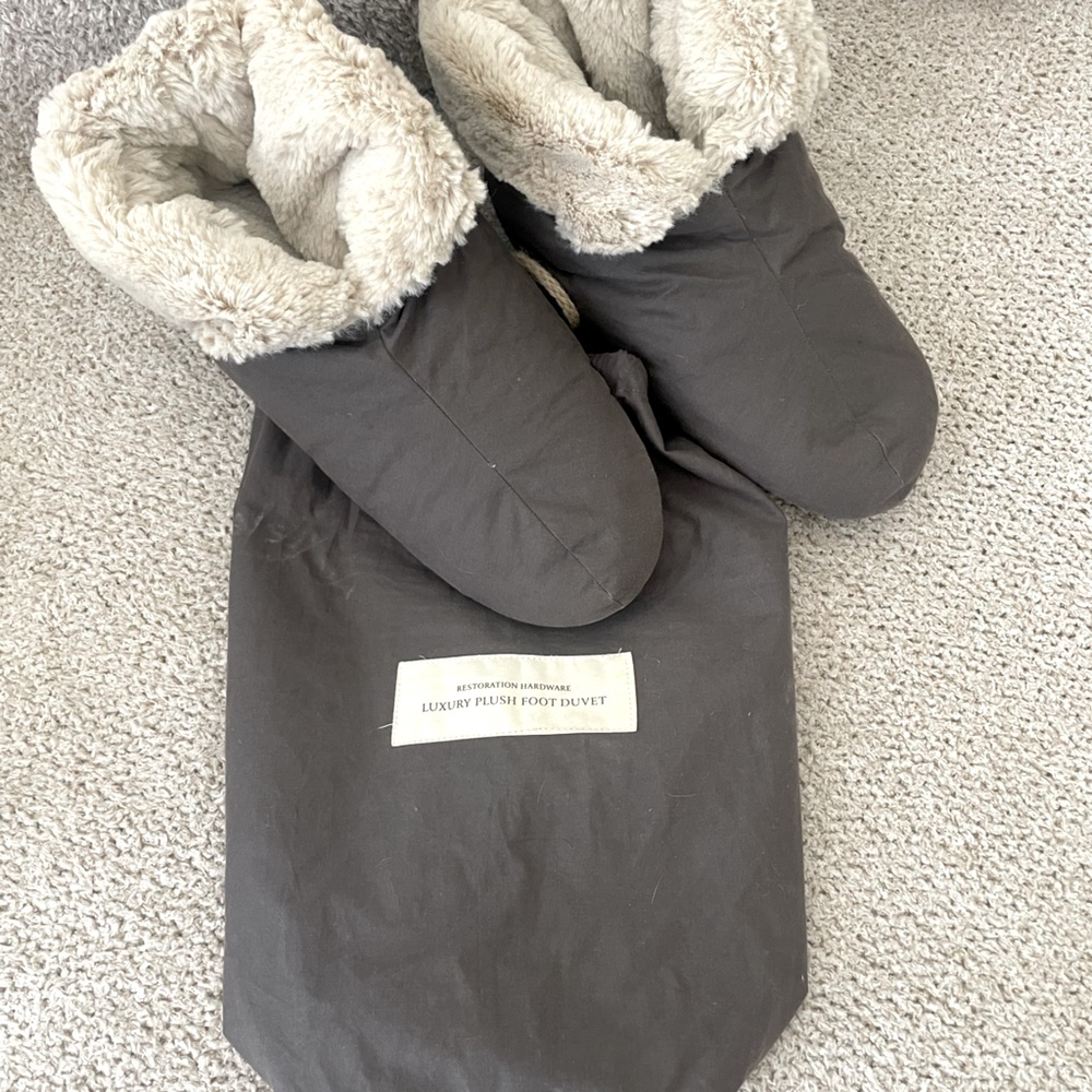 Fluffy slipper booties